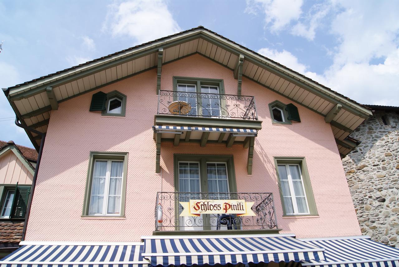 Hotel Schlosspintli Spiez Extérieur photo