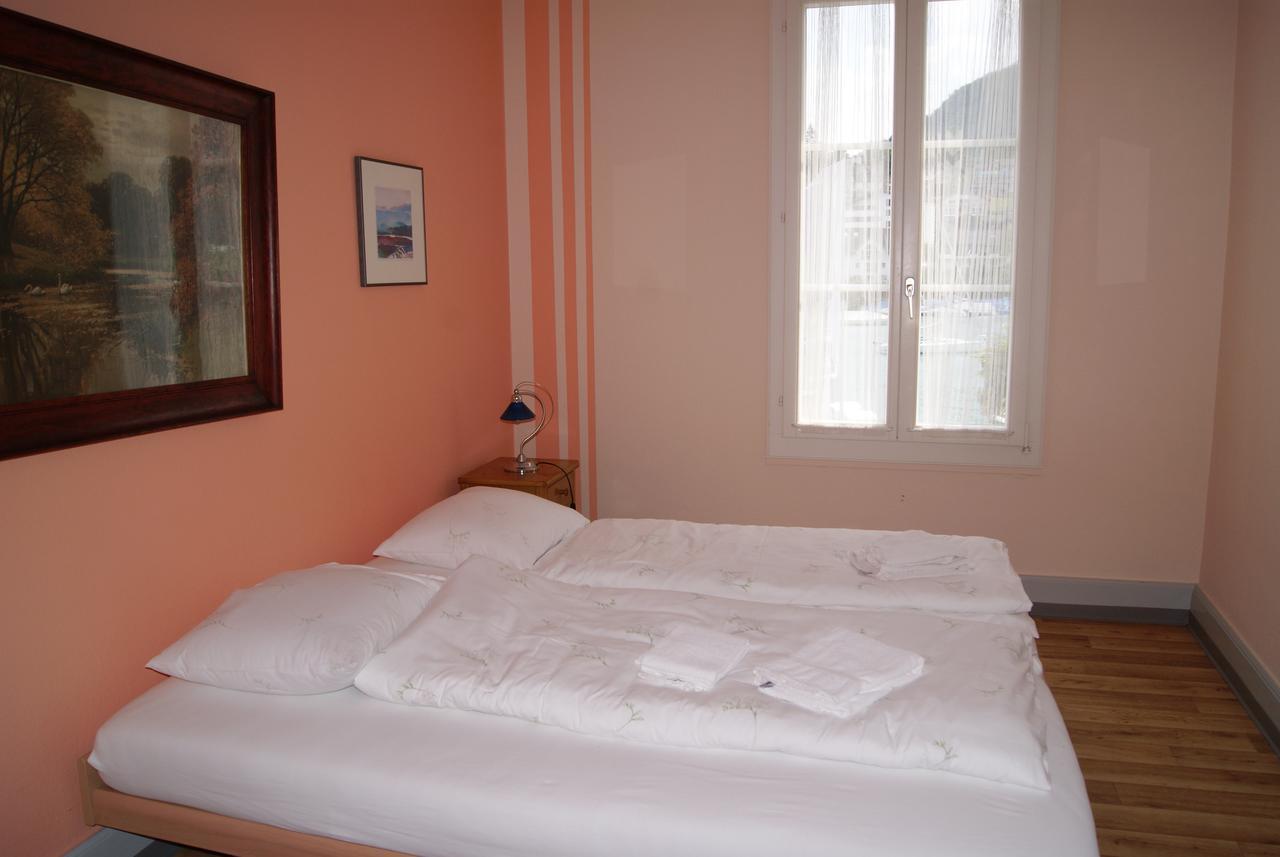 Hotel Schlosspintli Spiez Extérieur photo